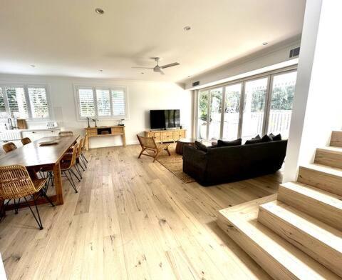 Unwind Guesthouse Byron Bay Eksteriør bilde